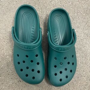 NWOB Crocs Classic Clog “Emerald” Green size 13